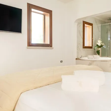 Salusdea Apartment *